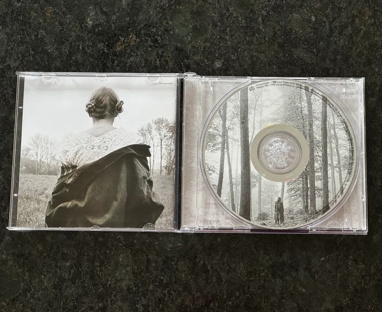 CD folklore - Taylor Swift - Foto 2