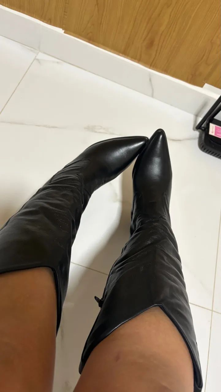 Bota couro legítimo 