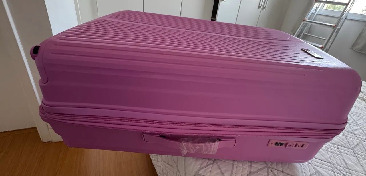 Vendo Mala de viagem Grande - Foto 2