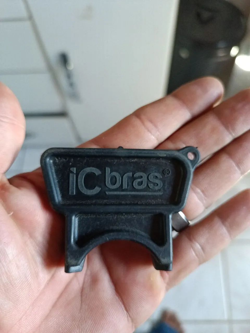 BAÚ ICBRAS 100 LITROS COMPLETO  - Foto 4