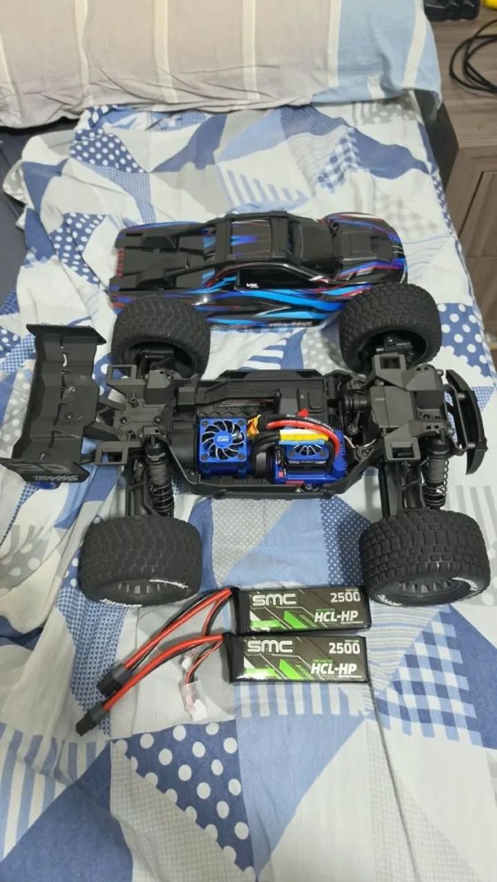 Automodelo Traxxas Mini XRT azul - Foto 3