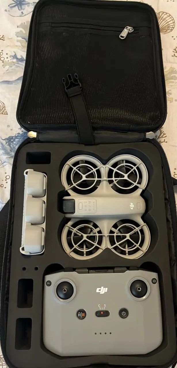 Drone Dji Neo Combo com 3 baterias 