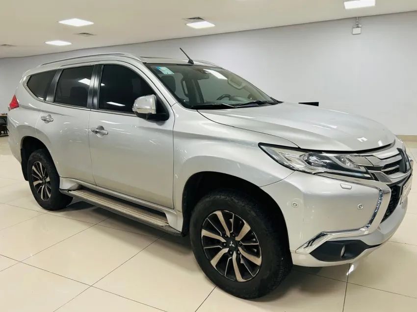 Mitsubishi Pajero Pajero Sport HPE 2.4 4x4 Diesel Aut. 2020