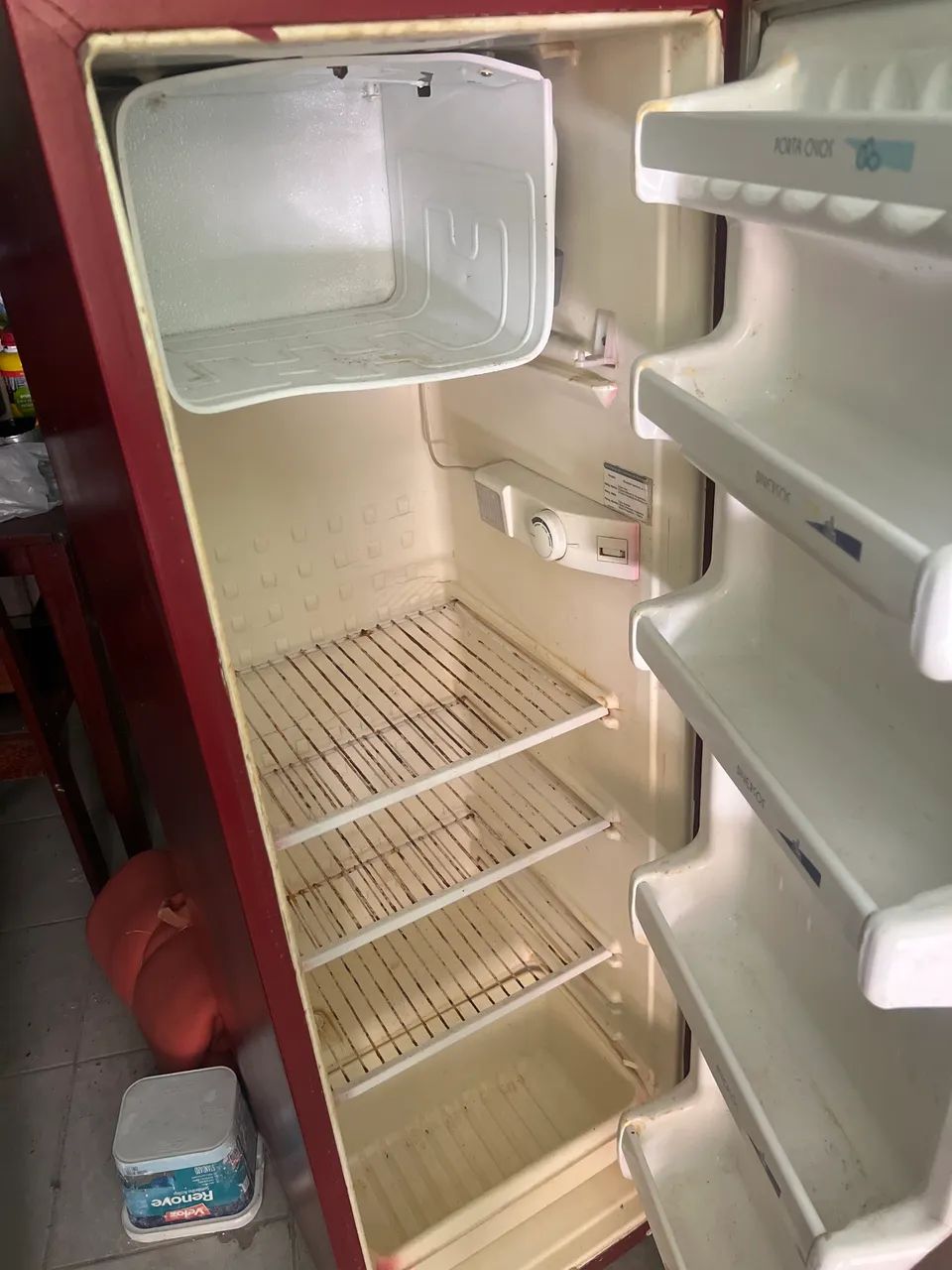 Geladeira vermelha  - Foto 2