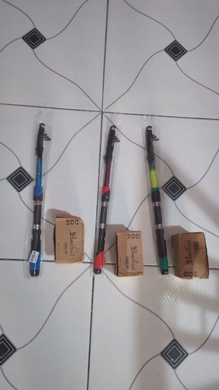 Varinha telescopia nova 1.80mt com molinete e 15 anzóis  - Foto 2