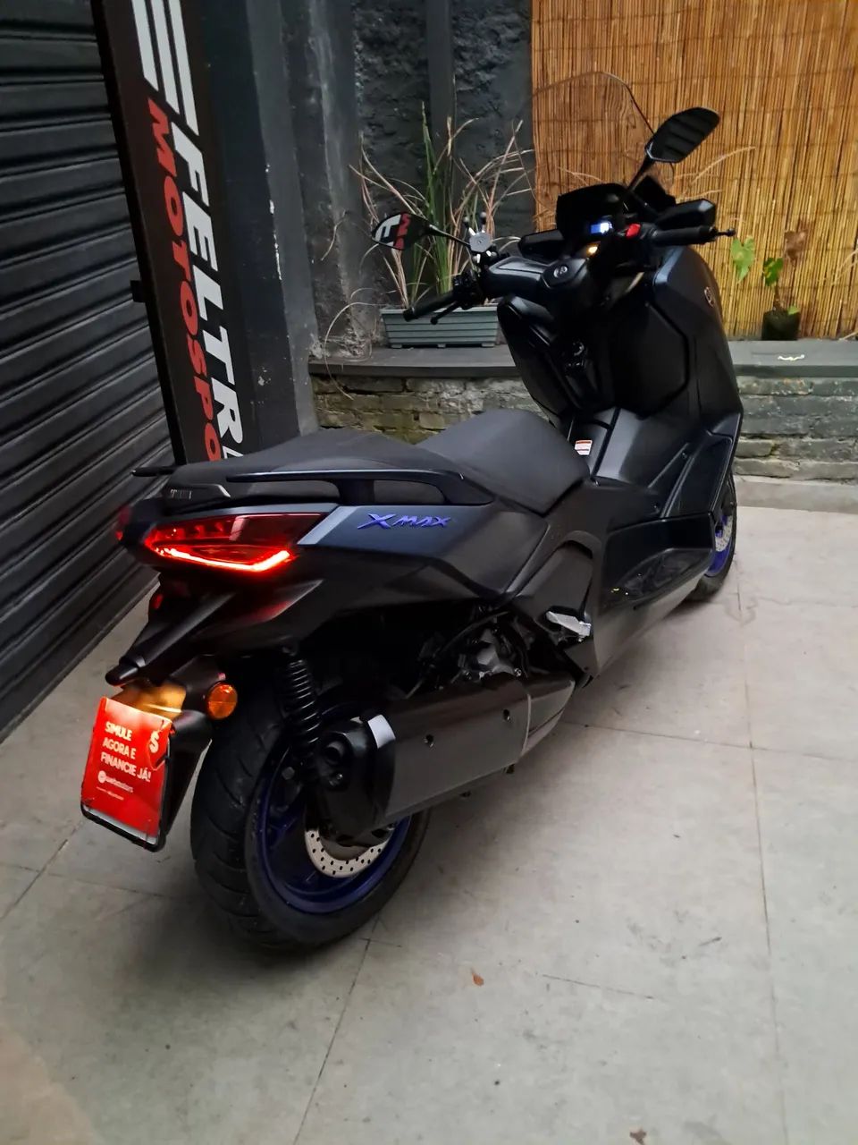 XMAX 250 - Foto 2