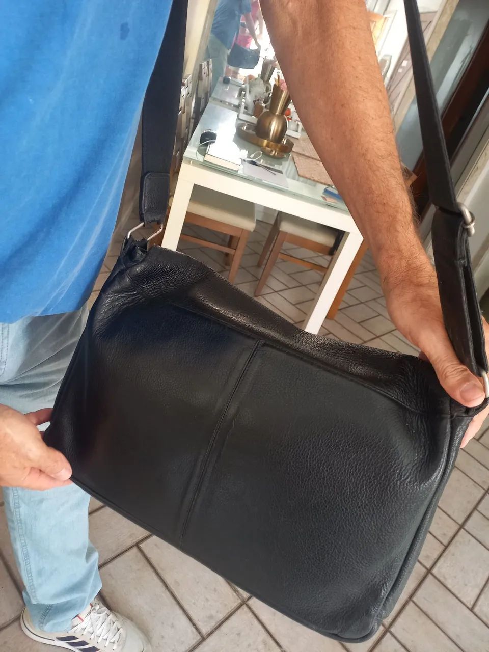 Bolsa Tiracolo CNS Couro. - Foto 2