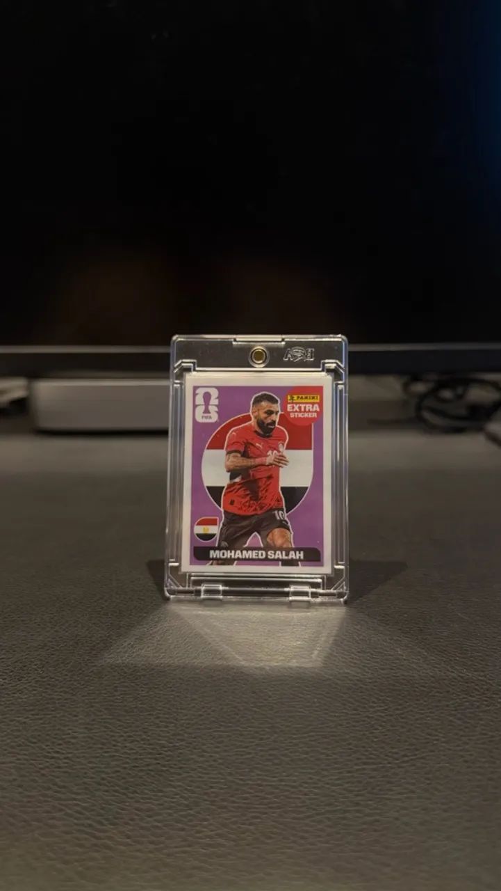 FIGURINHA LEGEND MOHAMED SALAH ROXO 2026