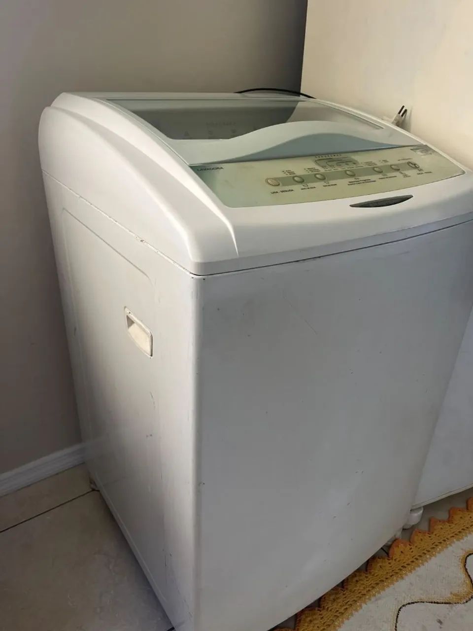 Maquina de lavar roupa 