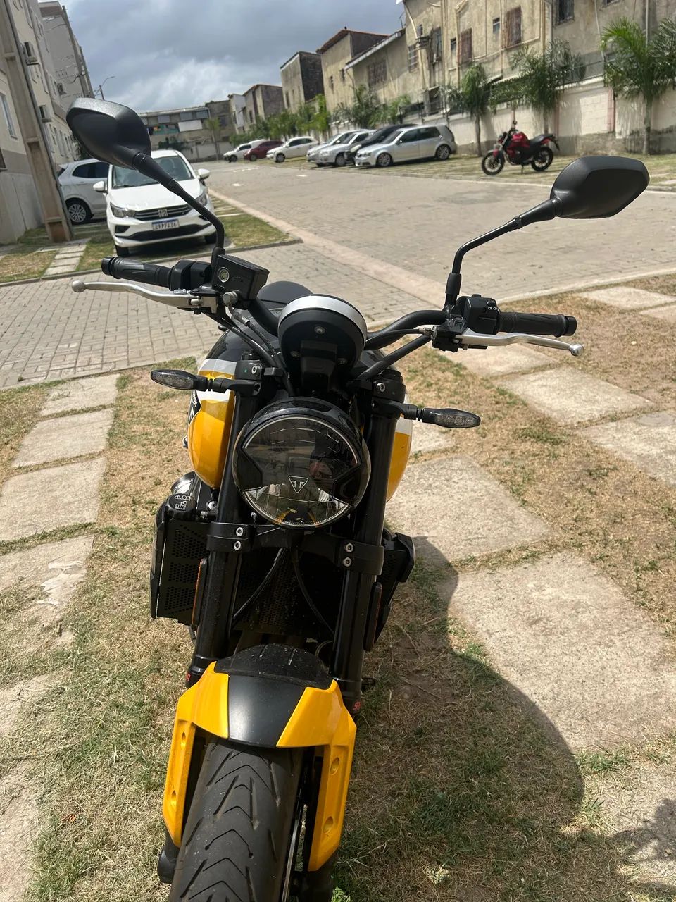 Trident 660  - Foto 3