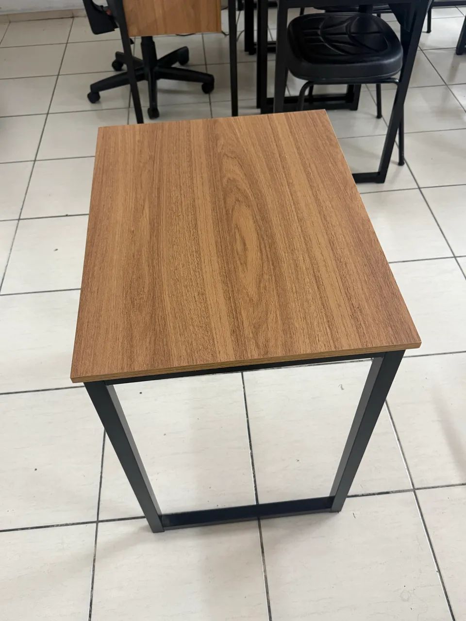 mesa de estudo individual  - Foto 2