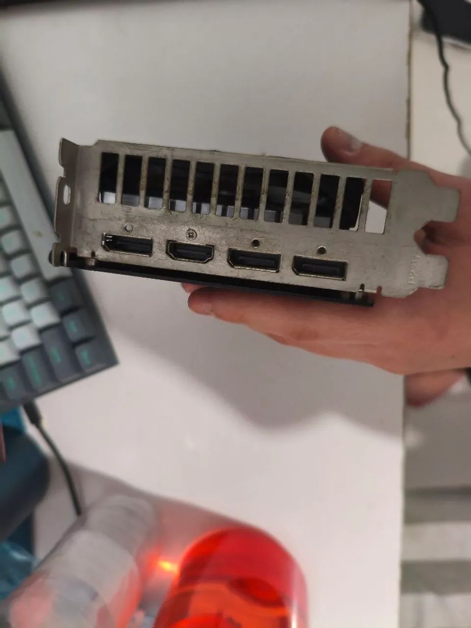 AMD RX 6600M - 8GB VRAM - Foto 3