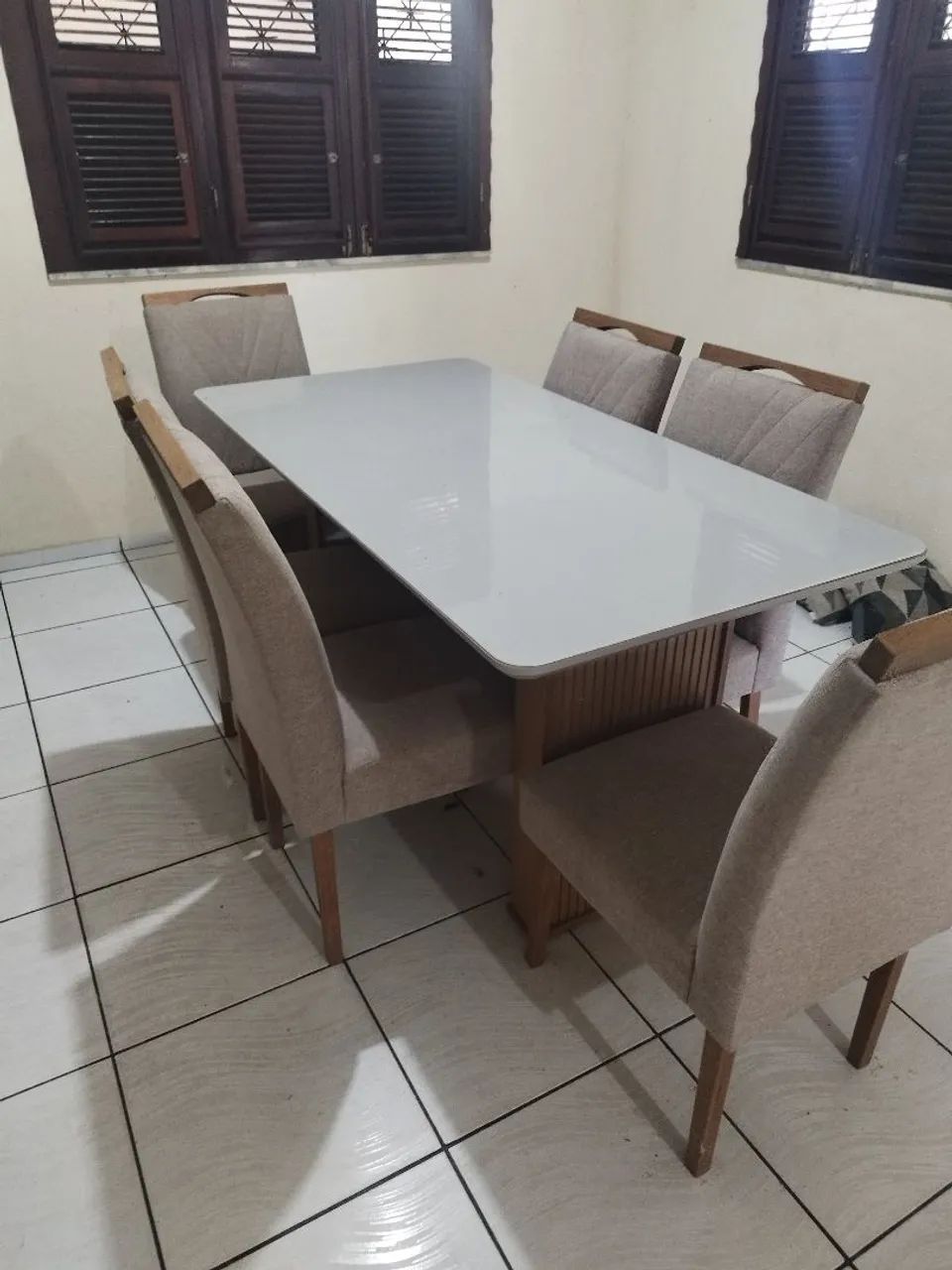 Mesa de jantar 6 lugares - Foto 2