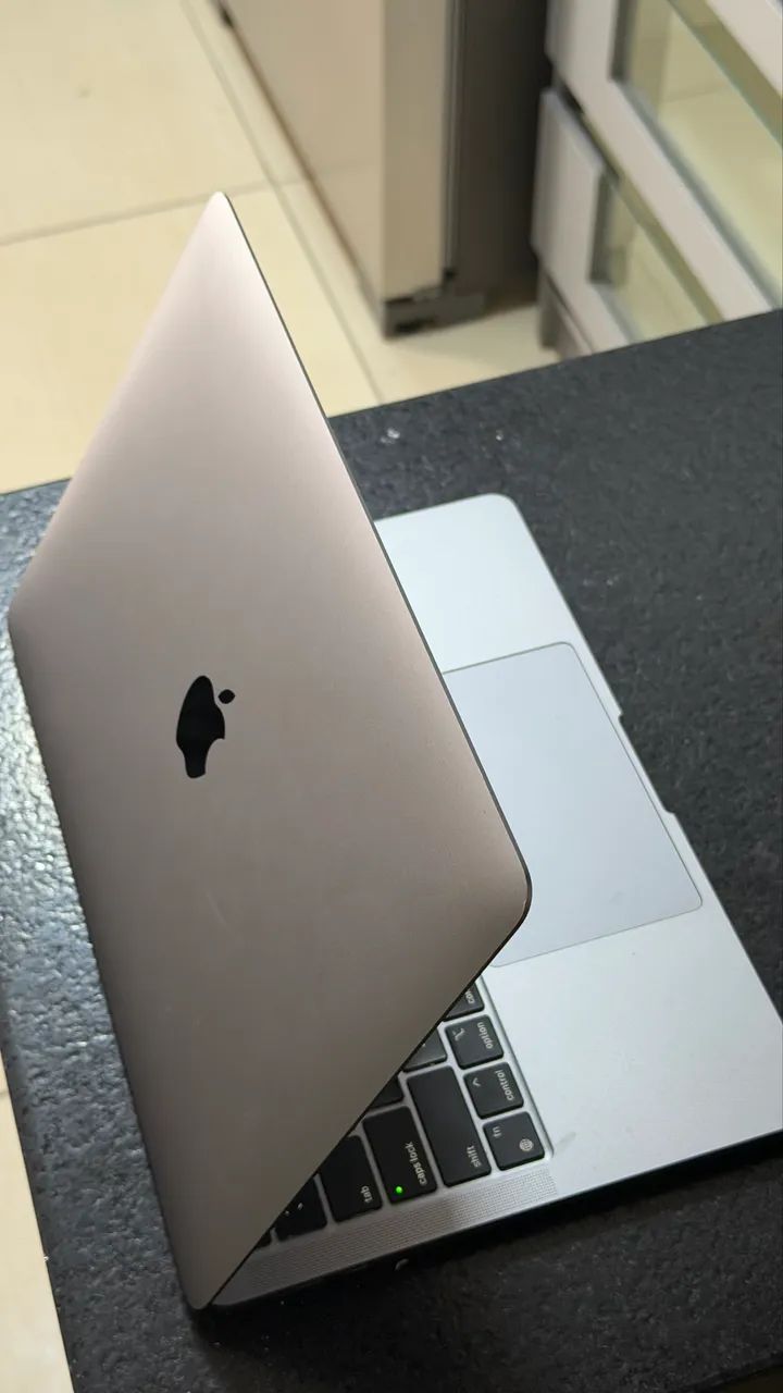 Macbook PRO M2 2022 - Foto 2