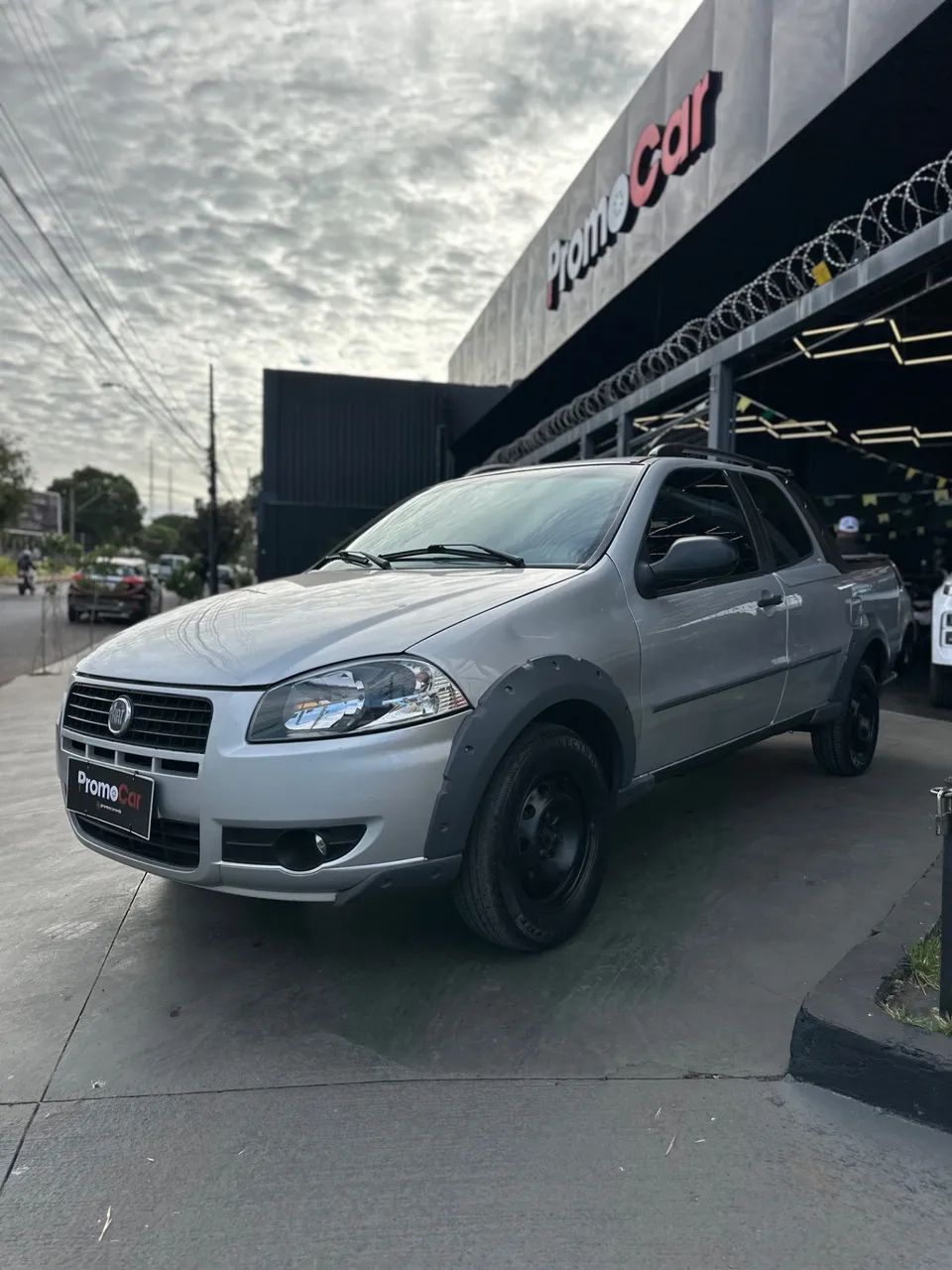 Fiat Strada 1.4 MPI Fire Flex 8V CS 2012