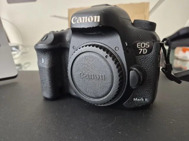 camera canon 7d mark ii