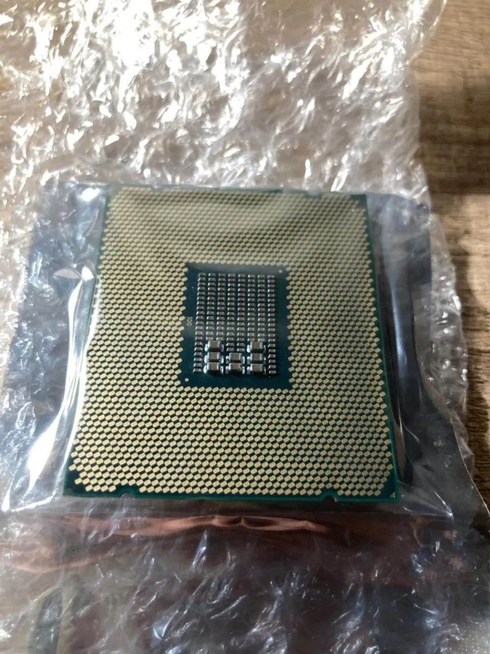 Processador Intel Xeon E5-2667 V4 - Foto 2