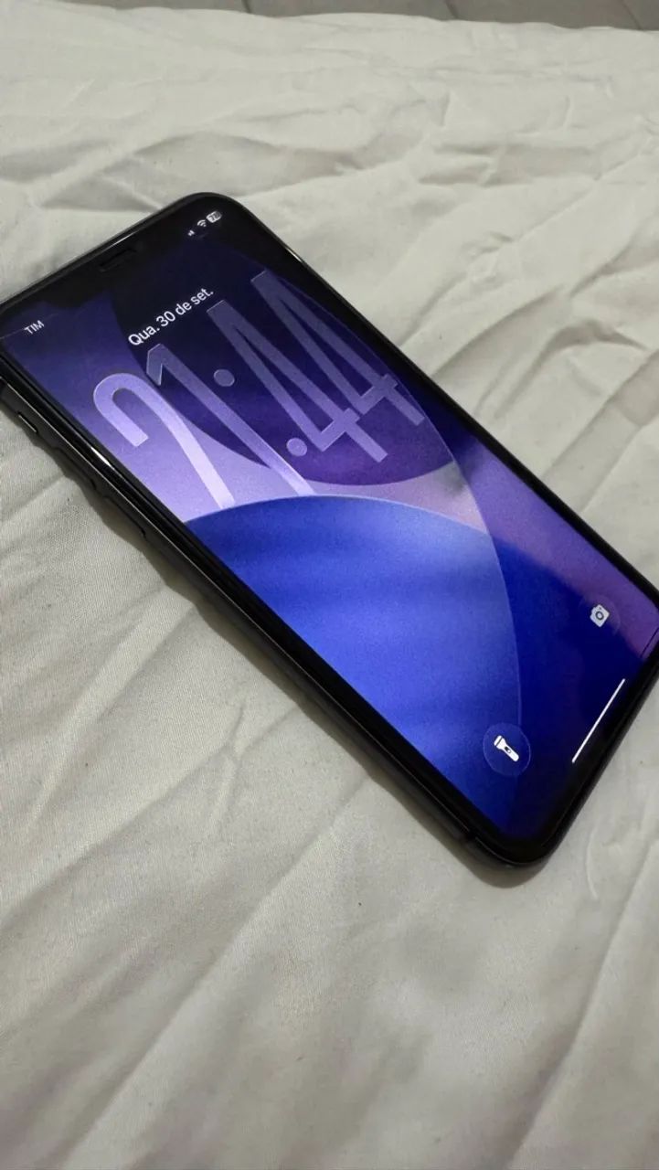 iPhone 11 64gb 76% de bateria. - Foto 2
