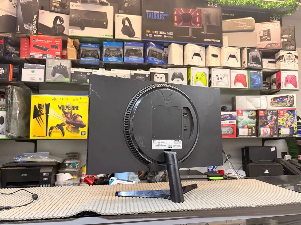 Monitor LG 24 polegadas com tela IPS e 180Hz - Foto 3