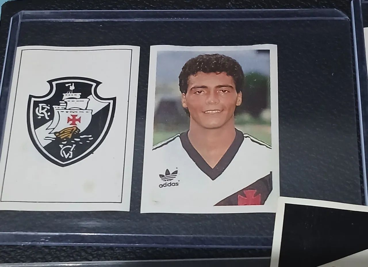 Lote de figurinhas  - Foto 5