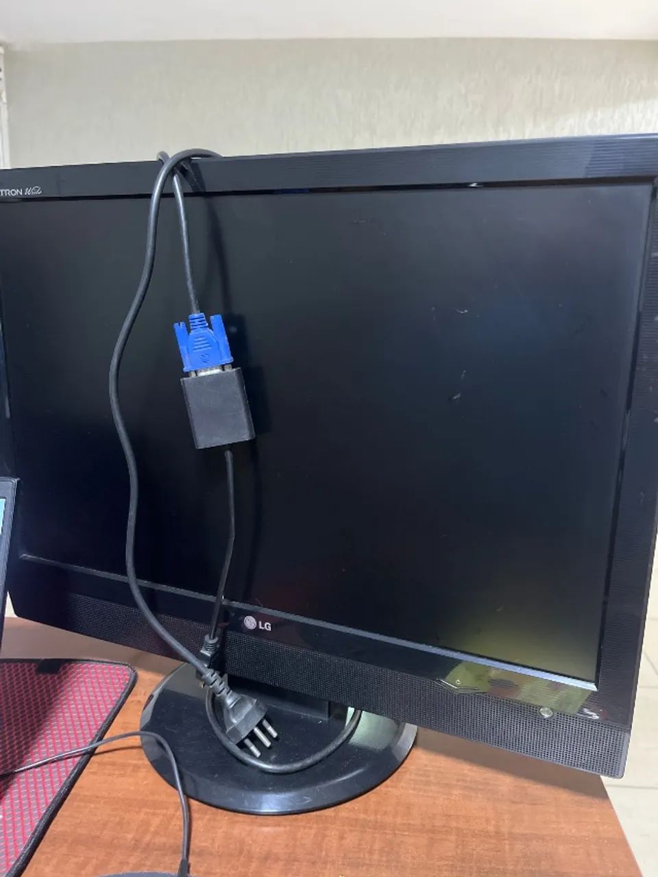 Monitor LG flatron wide 22 ?