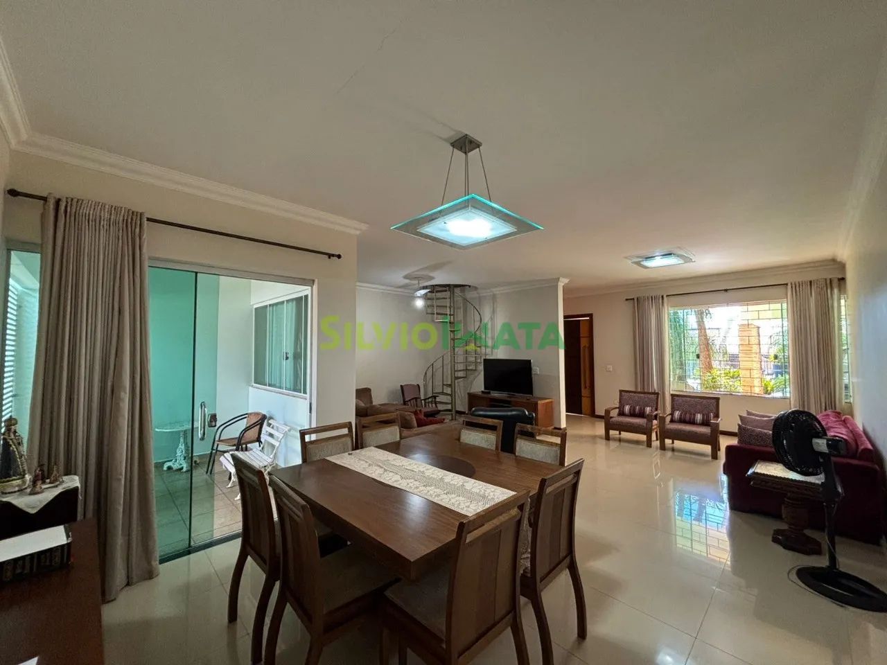 Casa Ampla e Completa na Zona 02 Próxima ao Parque do Ingá - Foto 3