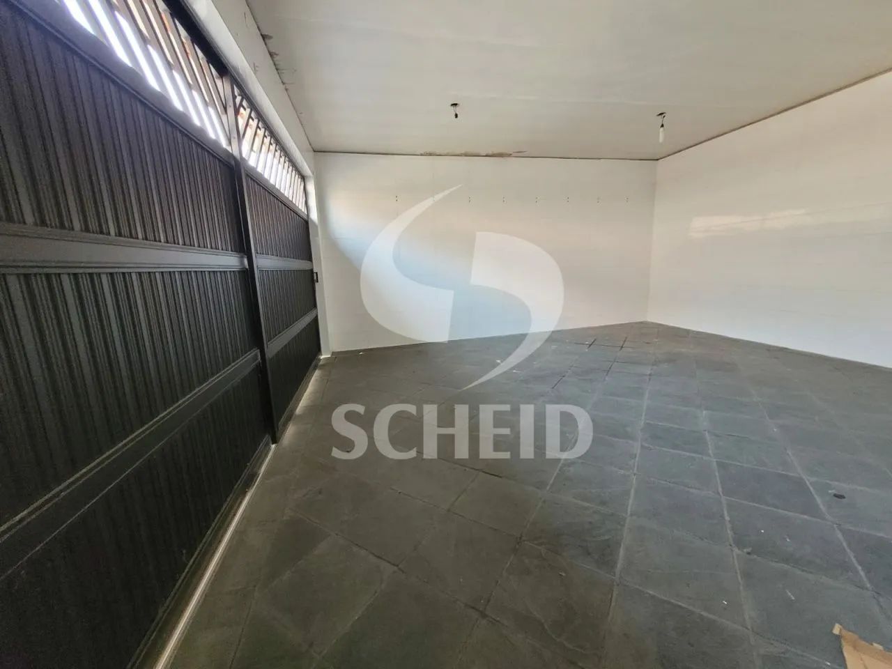 Terreno residencial de 208m2 com pequena construção em Interlagos - Foto 5