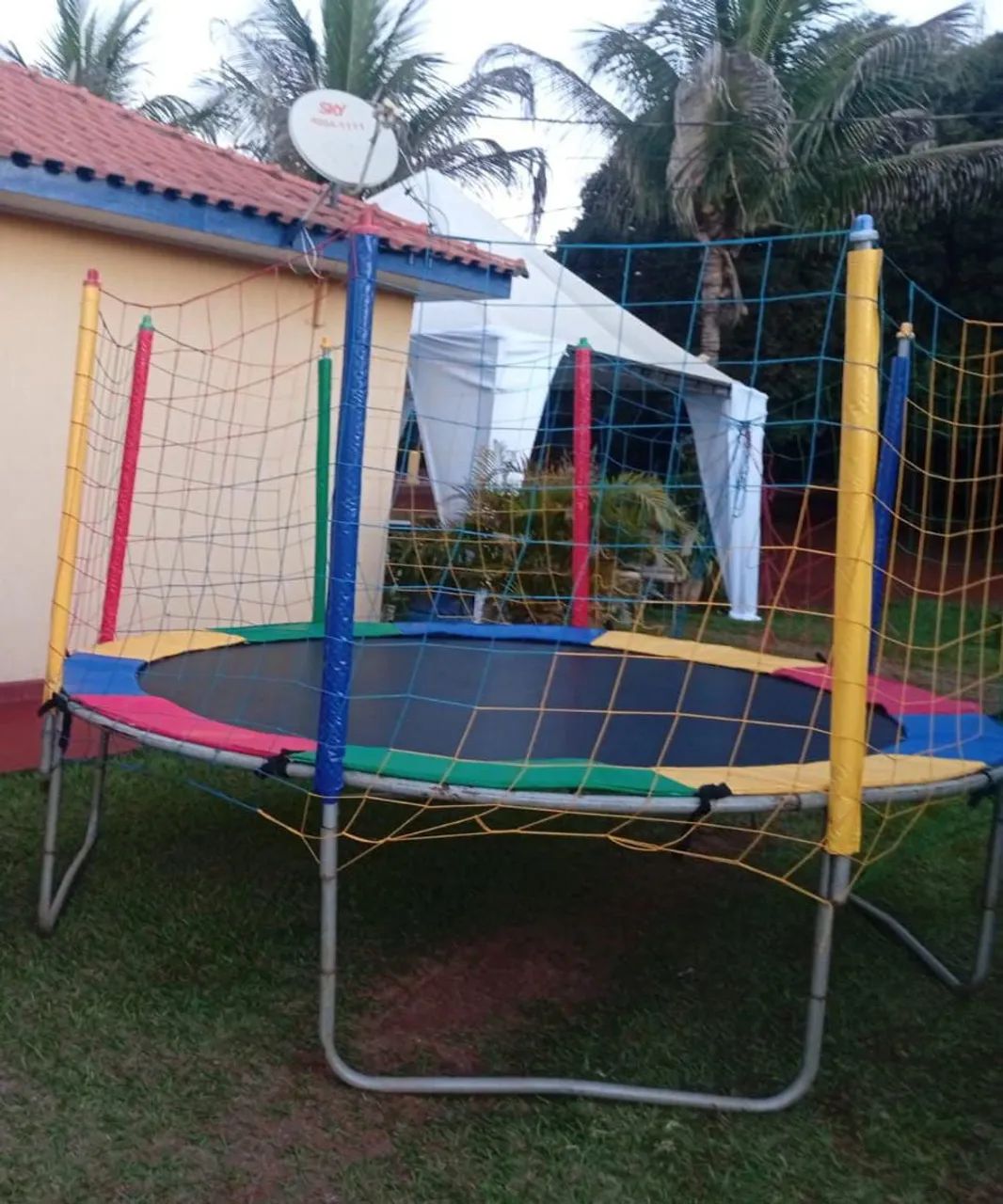 Vendo cama elástica 3 metros - Foto 2