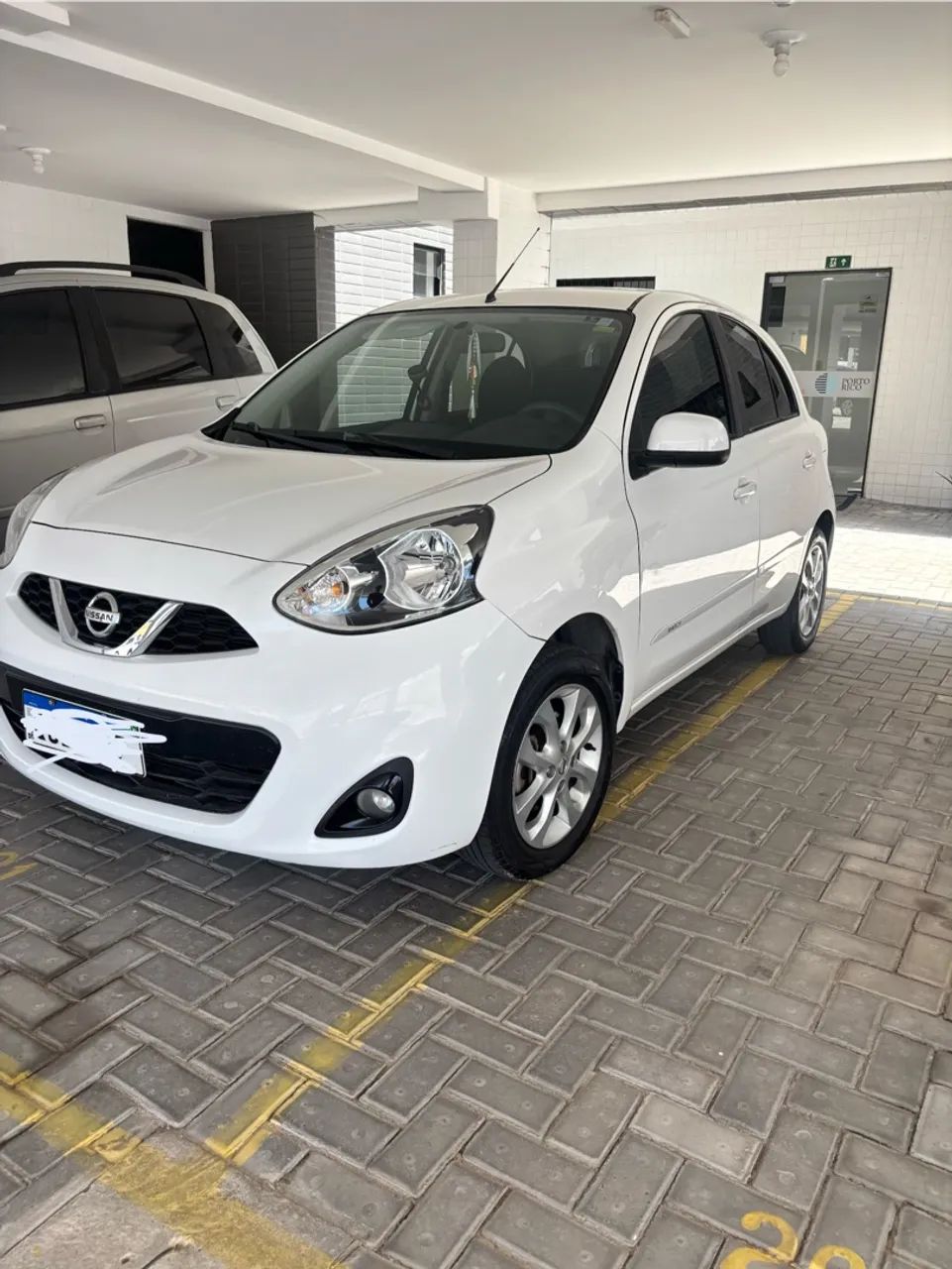 Nissan March 1.0 12V FLEX 5P 2018