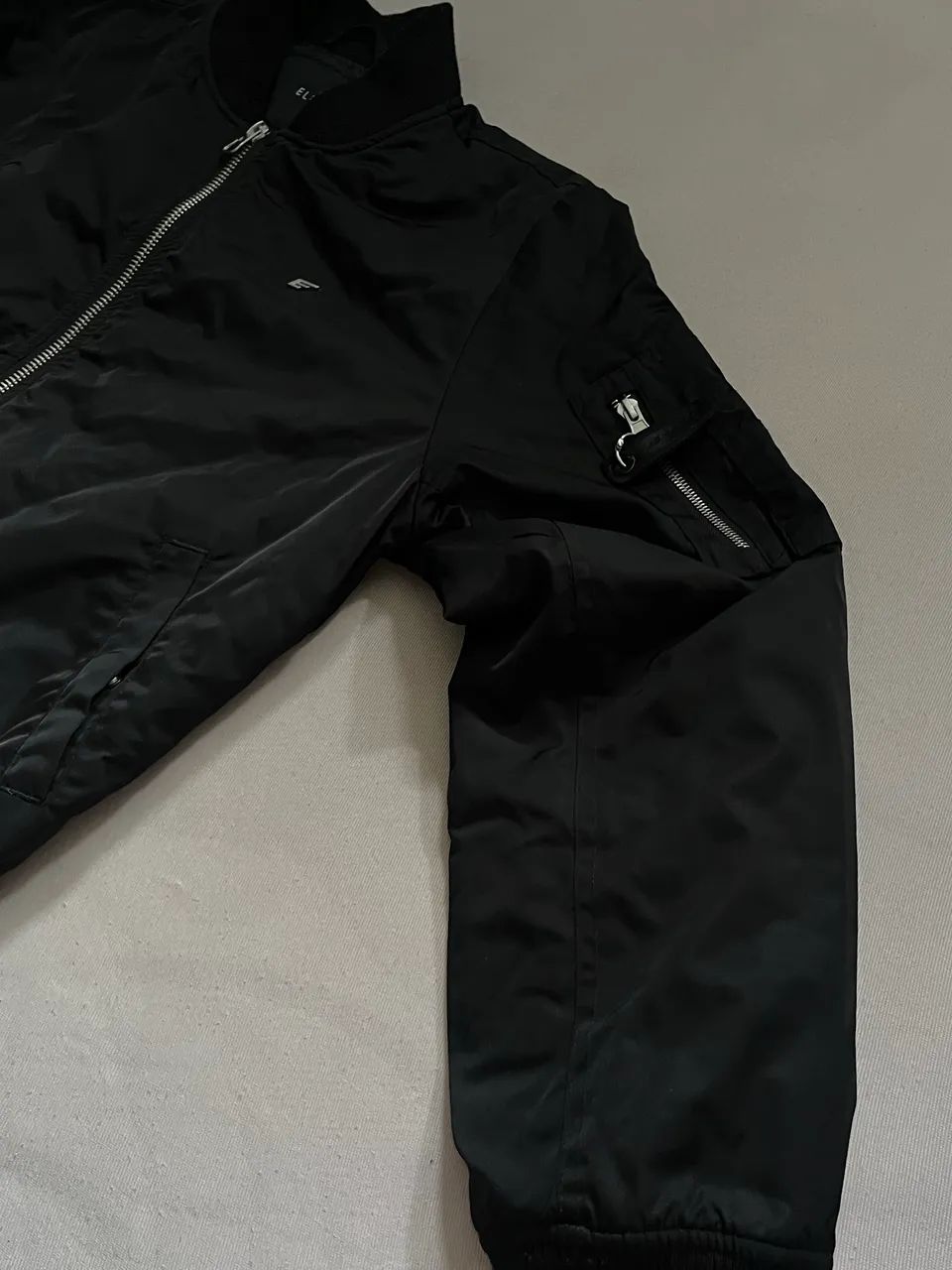 Jaqueta preta  - Foto 3