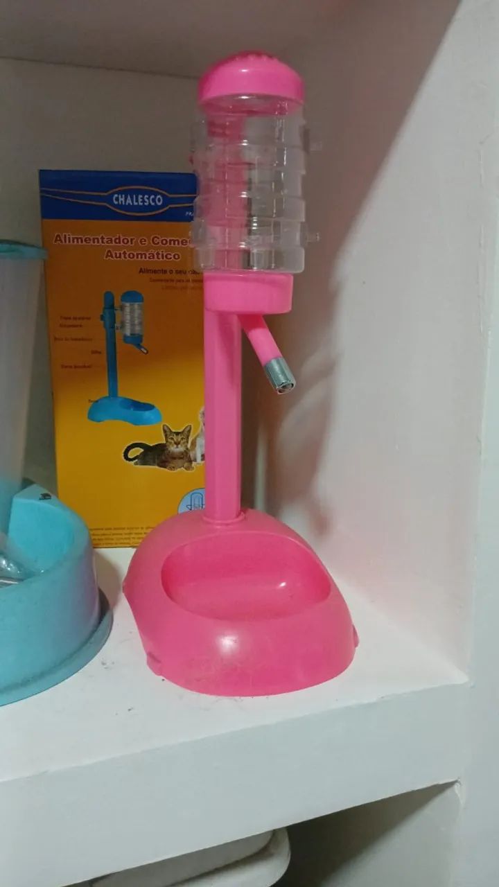 Bebedouro e Comedouro