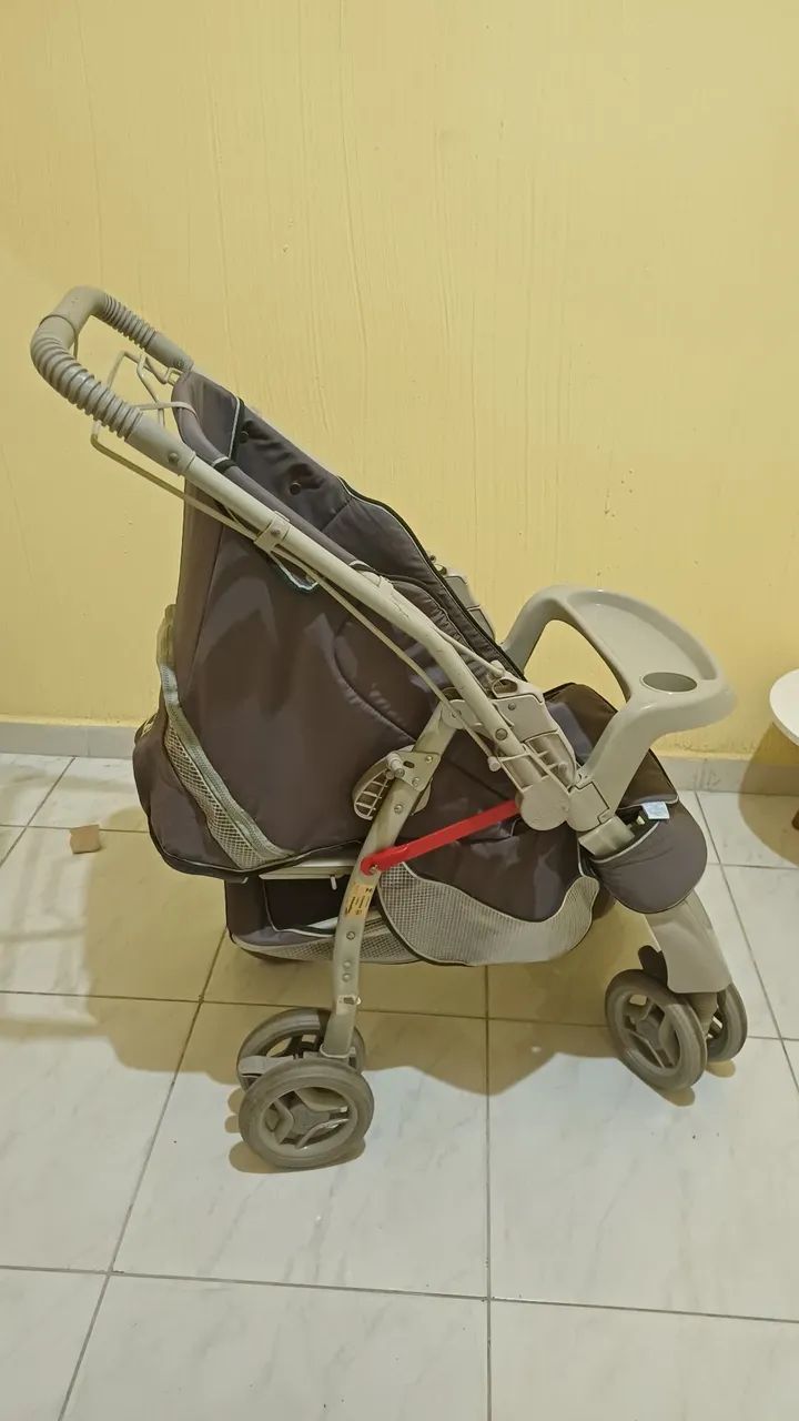 Carrinho de passeio para bebê  - Foto 3