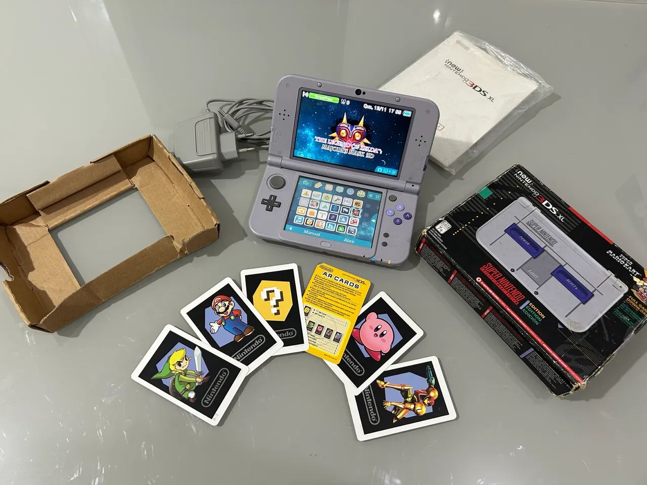 New Nintendo 3DS XL - Edição Especial SNES Completo - CIB - Mint