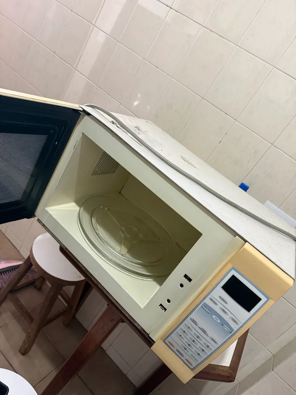 Microondas com defeito  - Foto 2