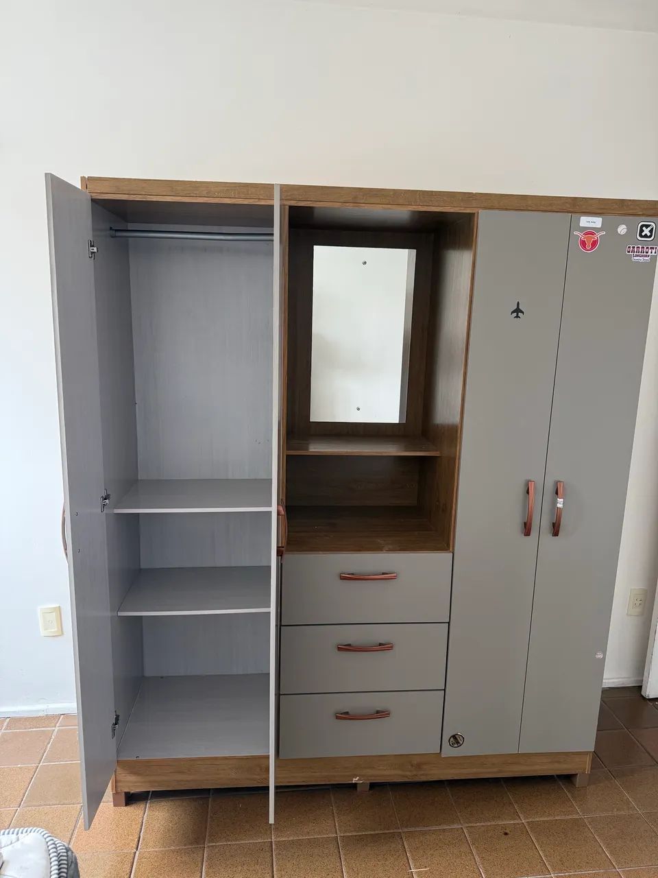 Vendo guarda-roupa  - Foto 4
