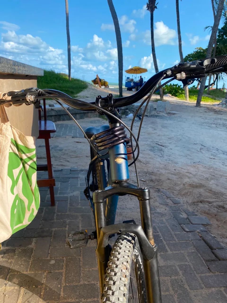 BICICLETA GTI - SEMI NOVA 