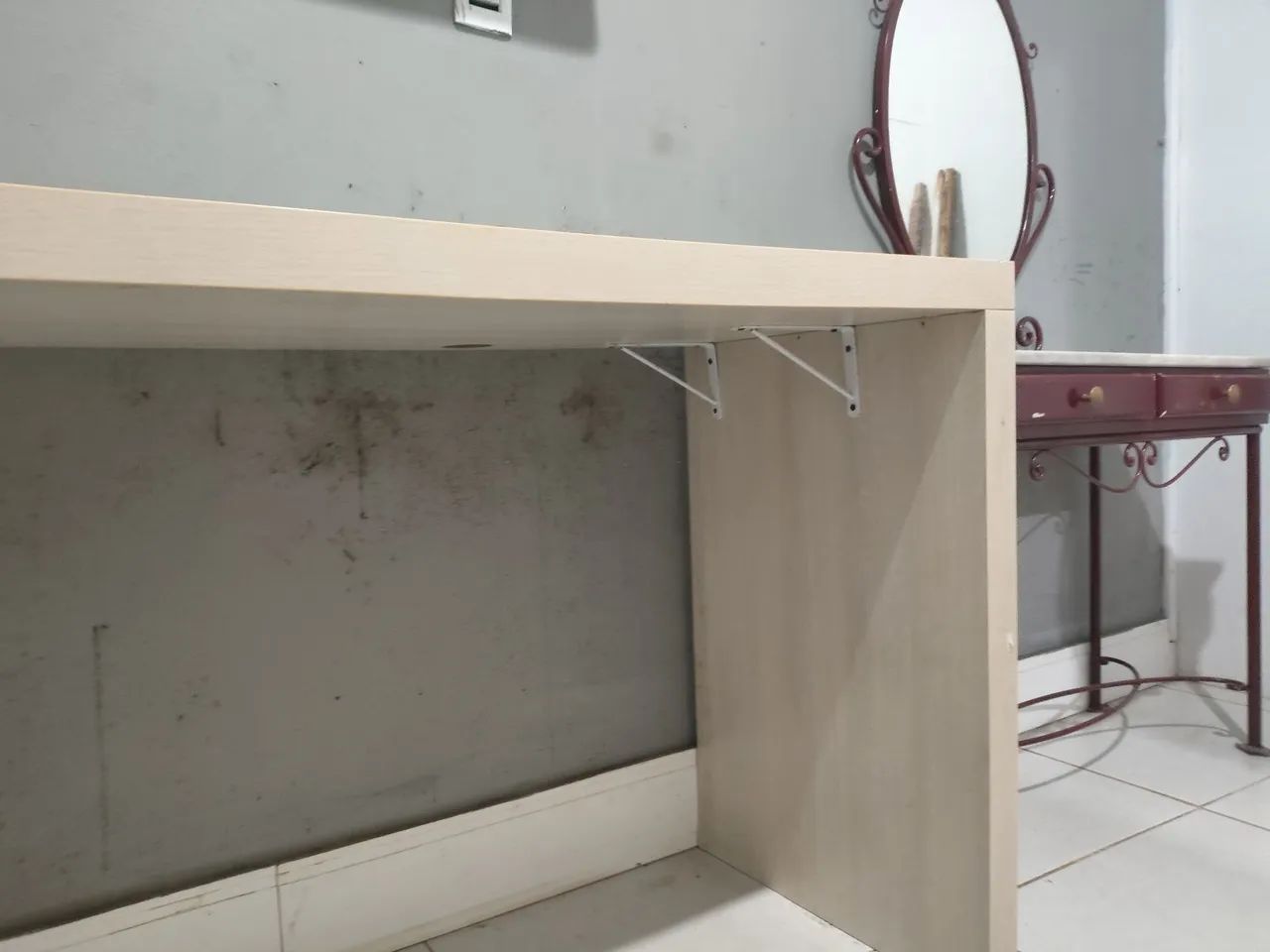 ESCRIVANINHA DE CANTO / MESA DE ESTUDO - Foto 3