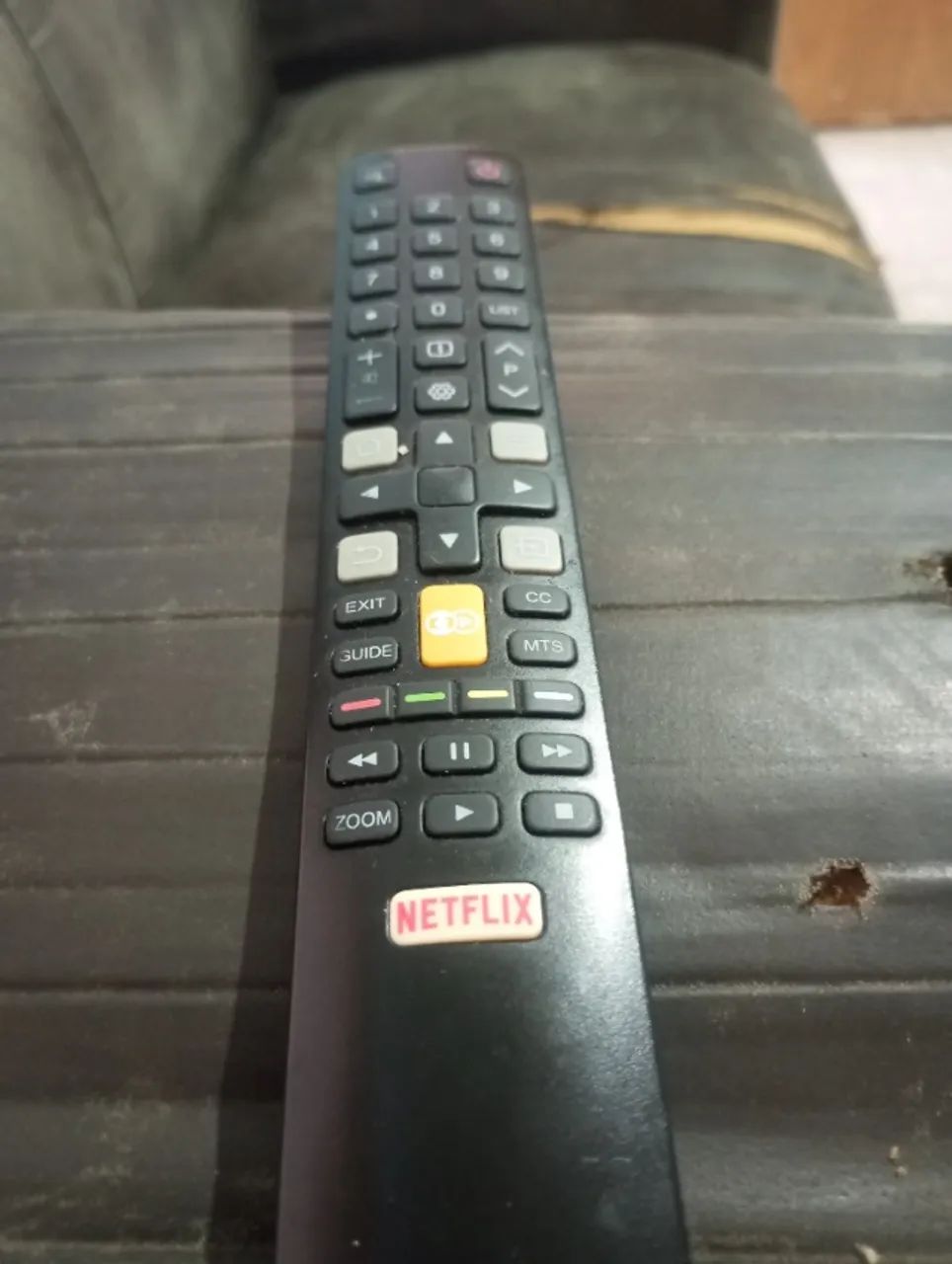 Vendo televisão smart 40 polegadas TCL  - Foto 3