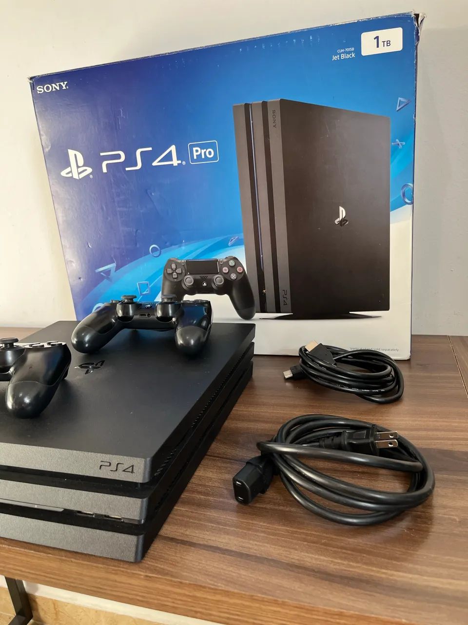 家電 PS4 PlayStation 4 Pro Impecável + 2 Manetes Originais + Cabos + Caixa