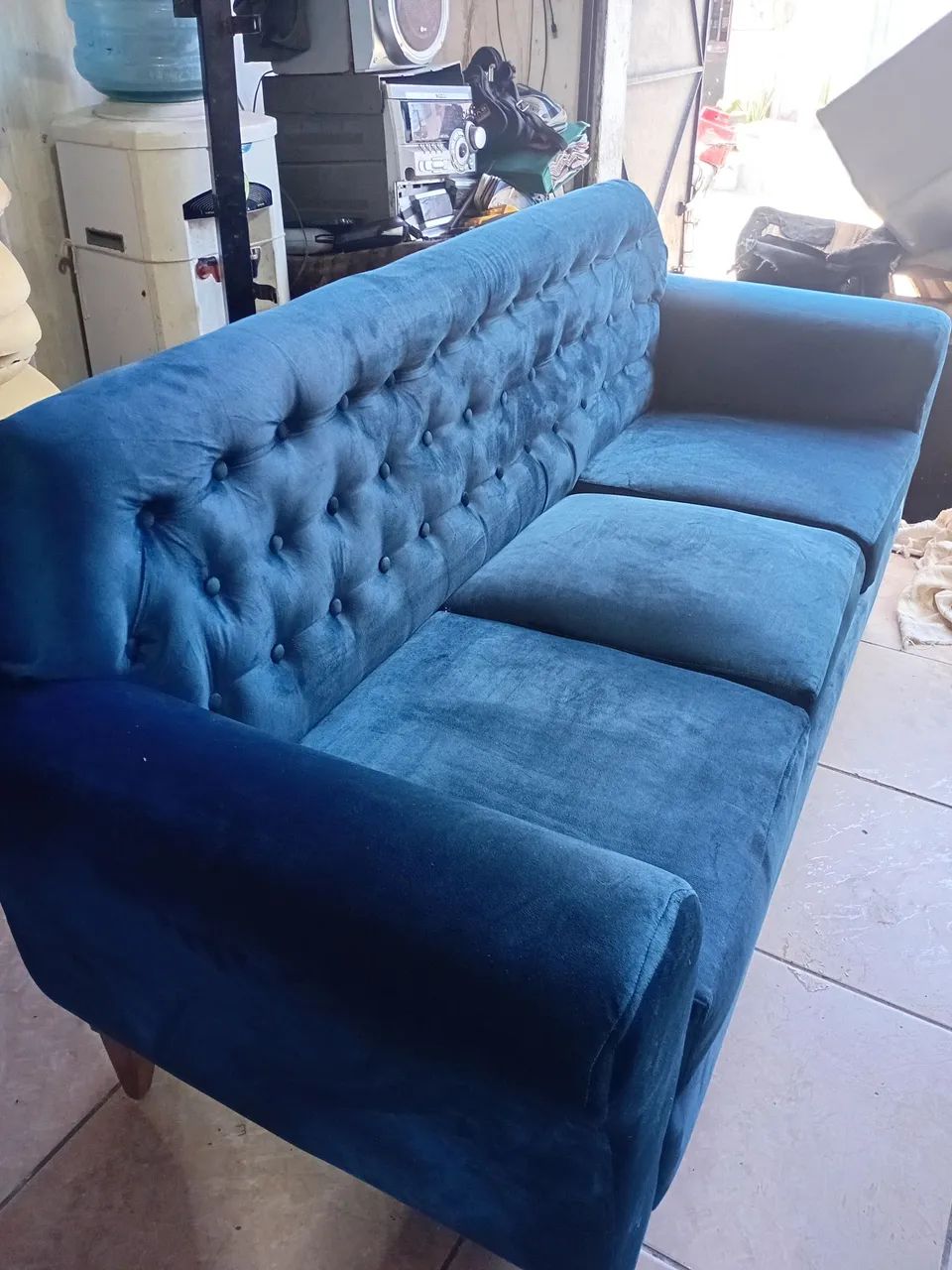 Sofa três lugares 