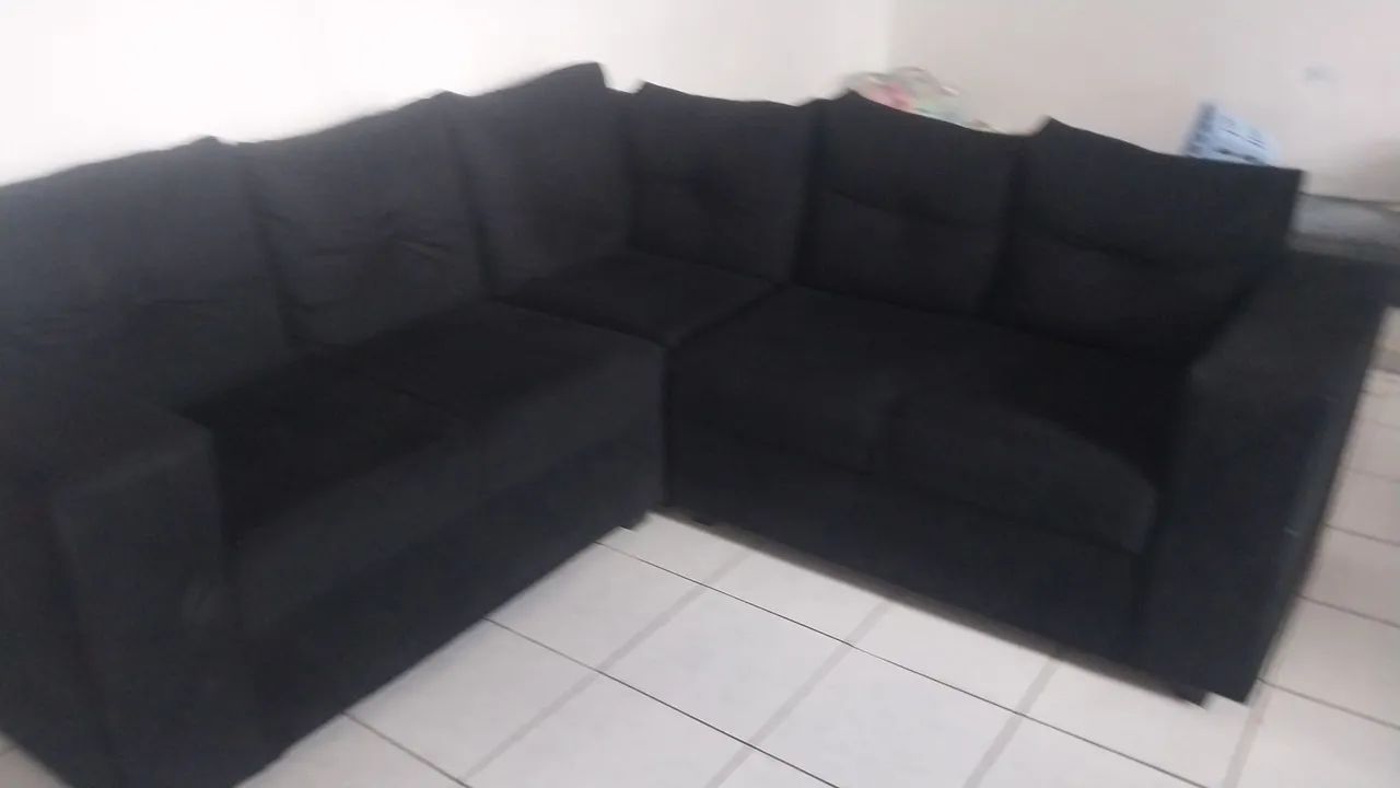 Sofá novissimo preto 3 meses de uso