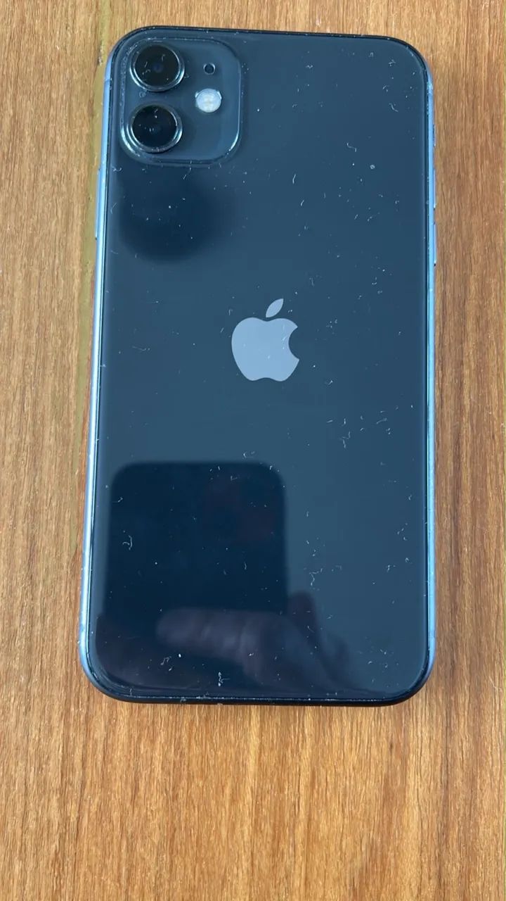 Vendo iPhone 11 64g saúde da bateria 77% - Foto 2