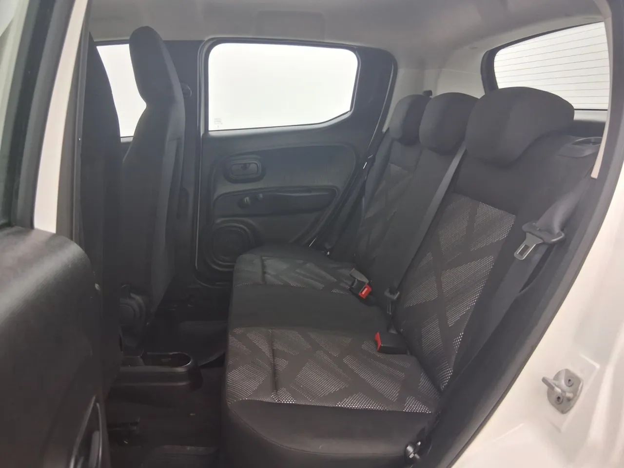 Fiat Mobi LIKE 1.0 Fire Flex 5p., foto 17 de 18