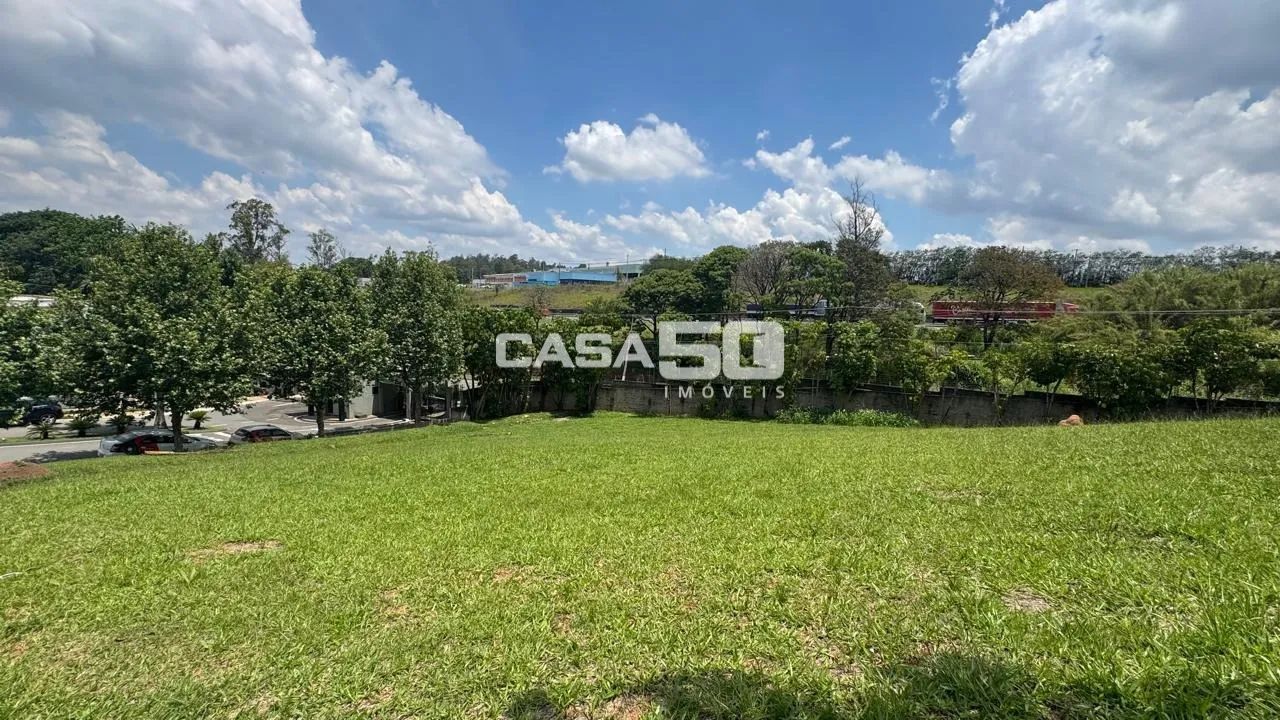 Terreno de Alto Padrão no Condomínio  Valinhos