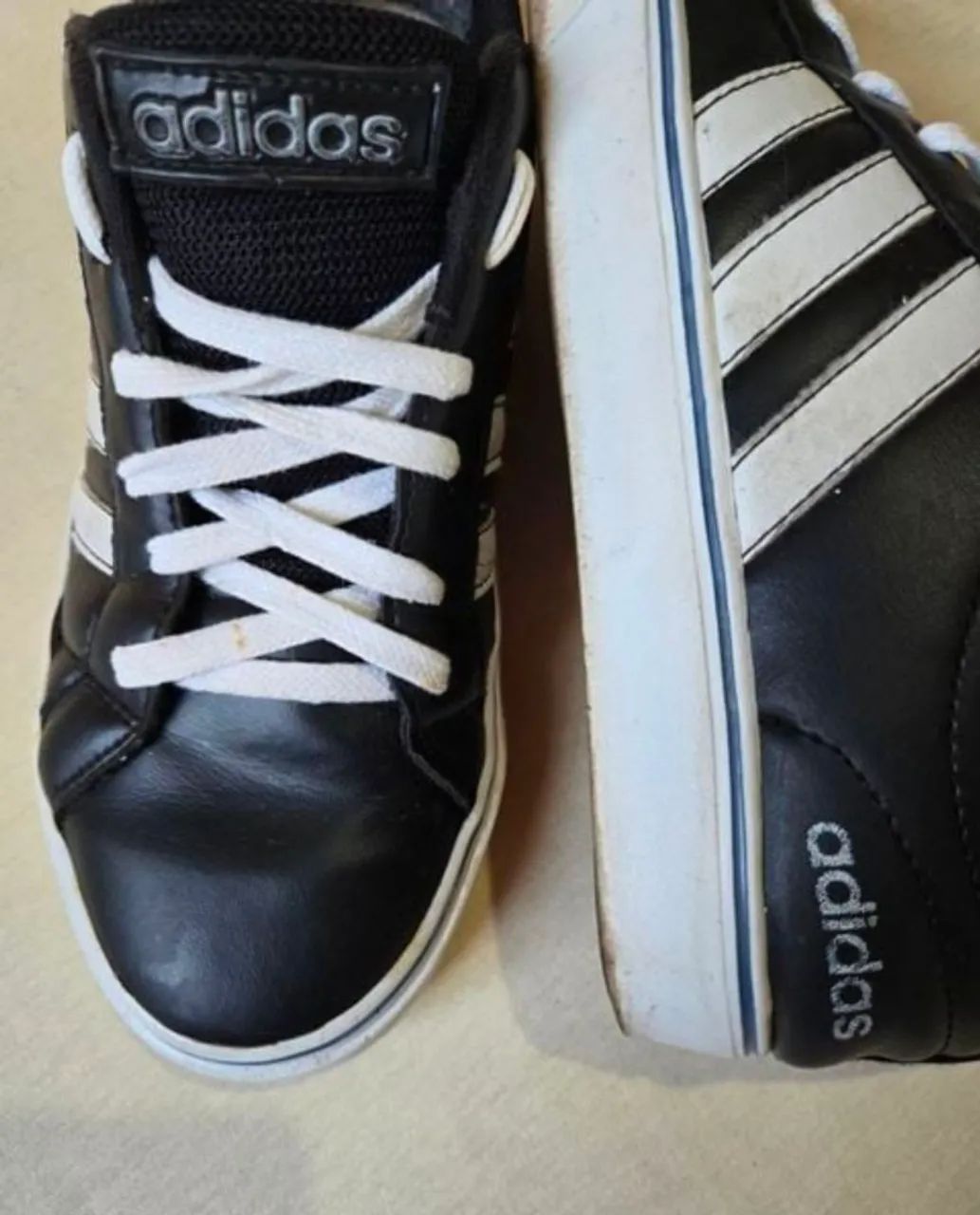 Tênis Adidas Original de Couro - Foto 4