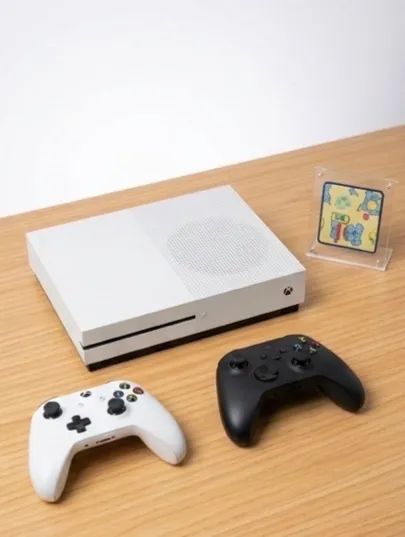 XBOX ONE S - 1 TB E 2 CONTROLES - Red Dead Redemption 2 - Foto 3