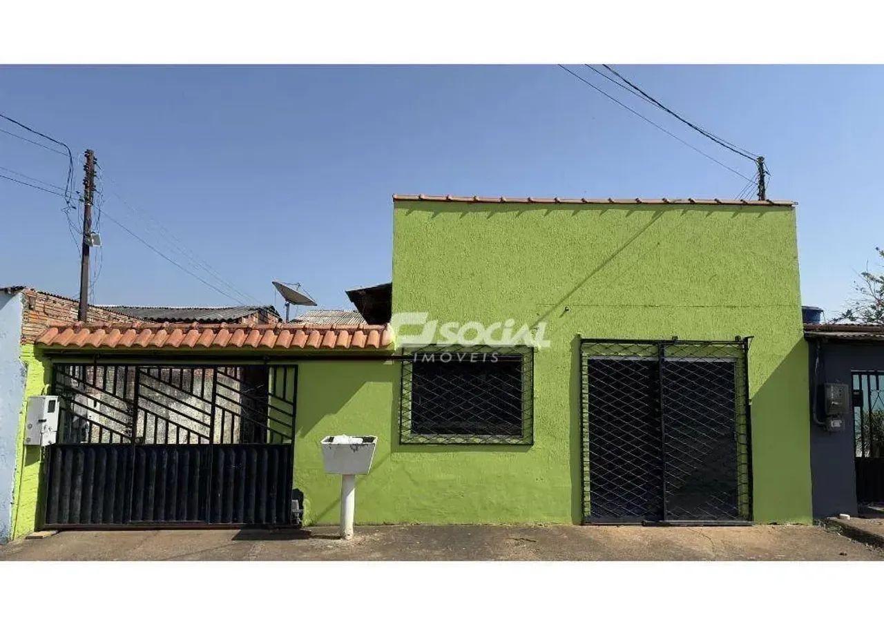 Excelente casa com 3 Quartos e 1 Ponto comercial no Bairro Eletronorte - Foto 2