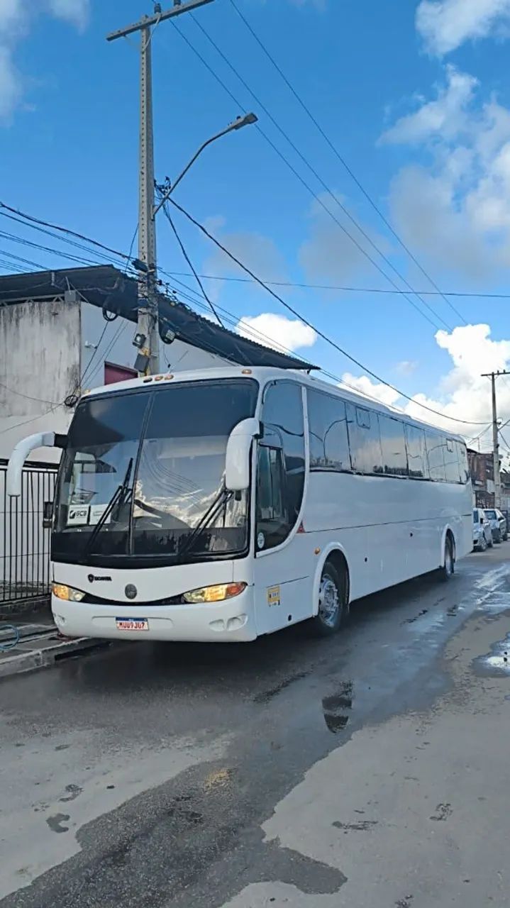 Ônibus Scania K310 2005  