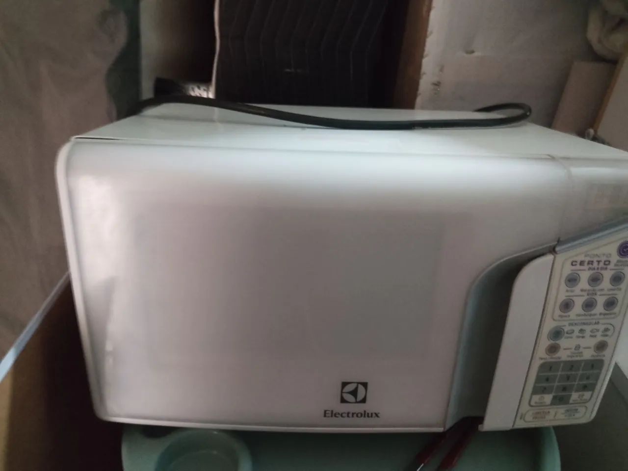 Vende se , microondas Eletrolux 