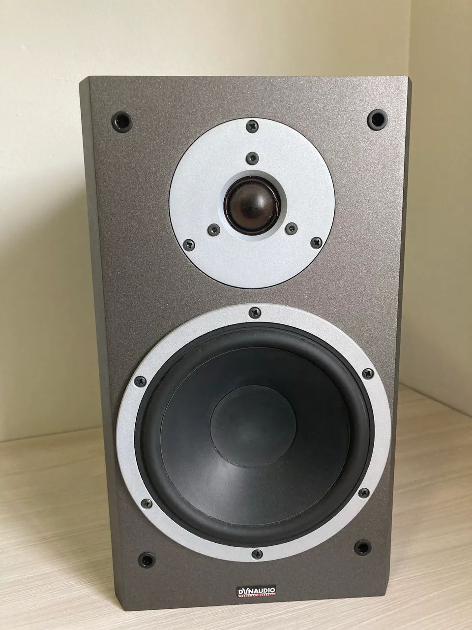 Dynaudio Excite X16